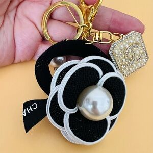 Black & White Camellia Pearl and Gold Logo Keyring